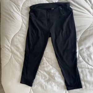 Caila by Carrie Underwood leggings